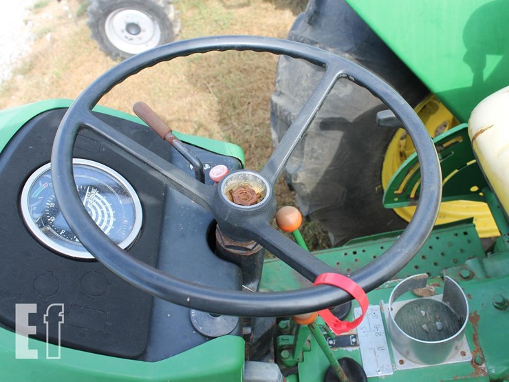 john-deere-2640-image-10