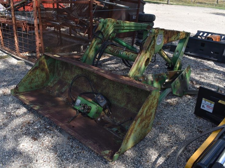 john-deere-148-image-1