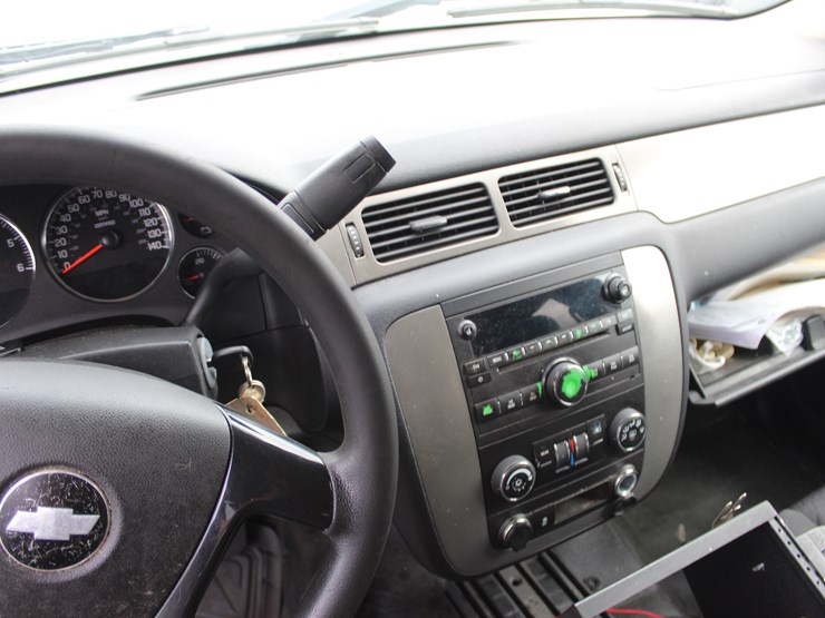 2012-chevrolet-tahoe-image-6