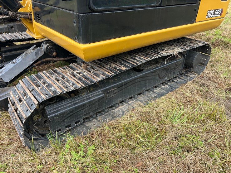2021-caterpillar-305-image-6