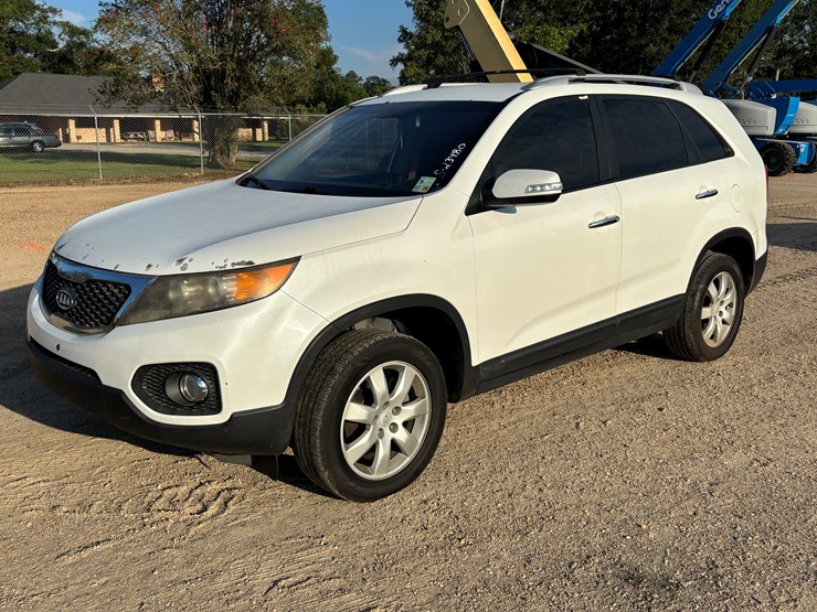 2011-kia-sorento-image-1