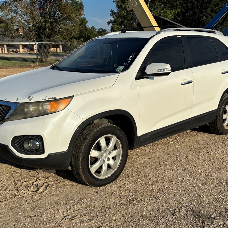 2011 KIA SORENTO