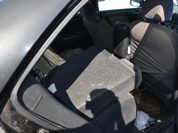 2003-toyota-camry-(not-running,-no-key)-(unknown-miles)-(vin-#-4t1be32k73u2-image-9