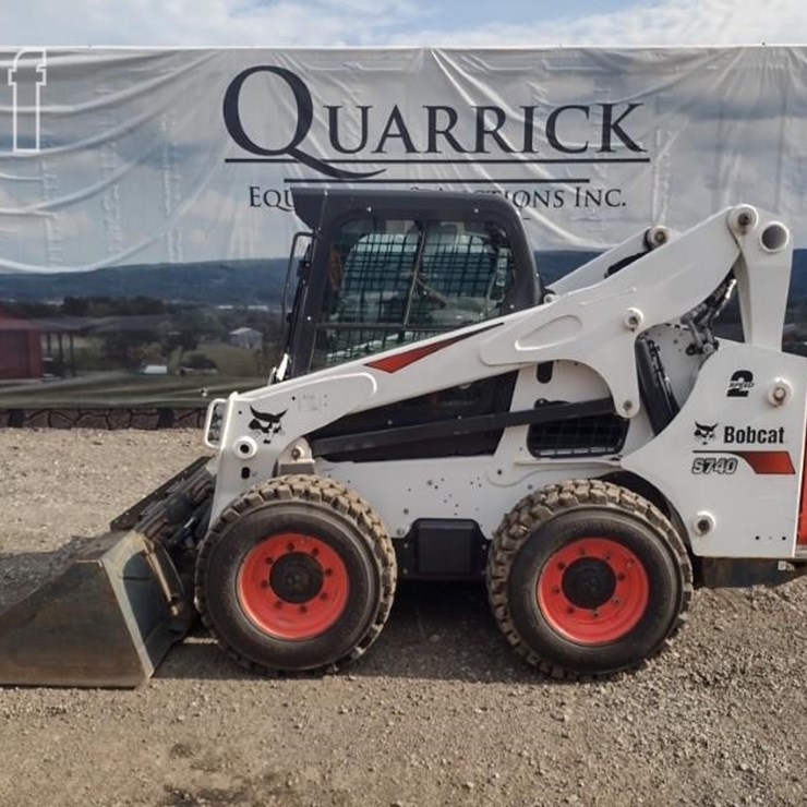 2022 BOBCAT S740