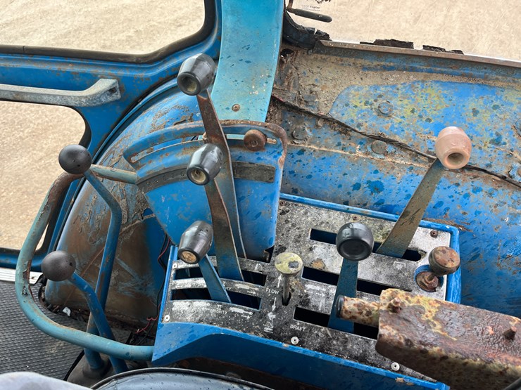 ford-tractor-image-11