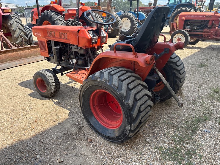 kubota-b7200-image-3