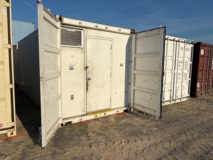 #1228-•-20ft-tool-conex-container-with-ac-image-3