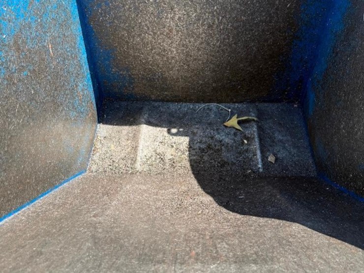 self-dumping-hopper-image-5