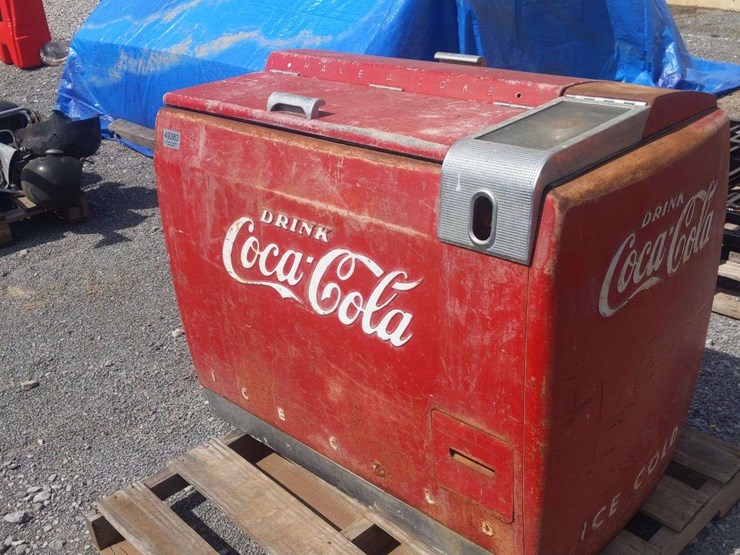 coca-cola-cooler-image-3