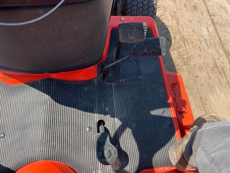 kubota-bx2350d-image-21