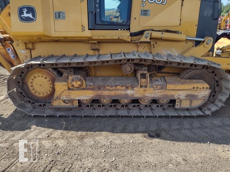 2012-deere-700j-lt-image-29