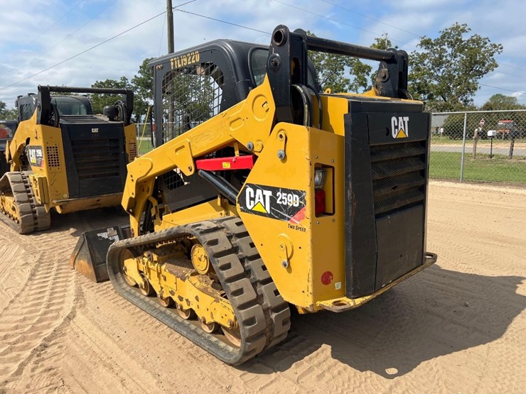 2018-caterpillar-259d-image-2