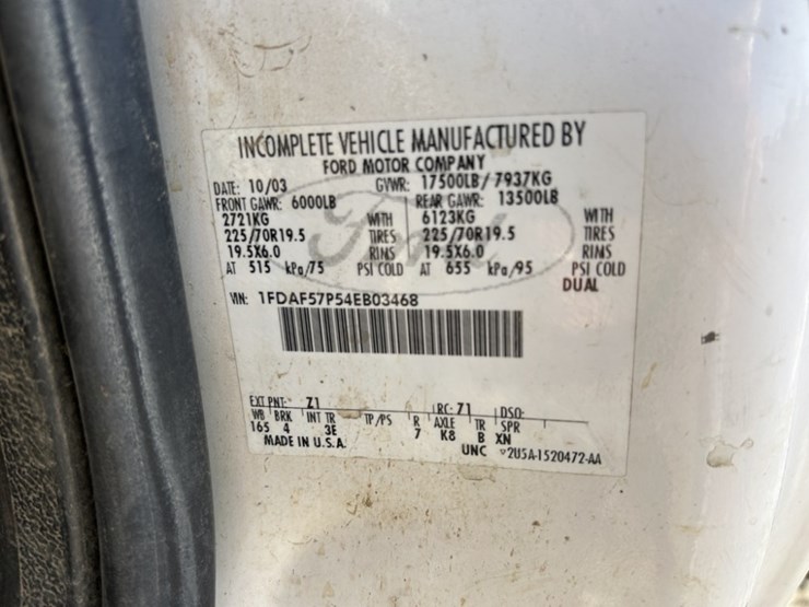 2004-ford-f550-sd-image-17