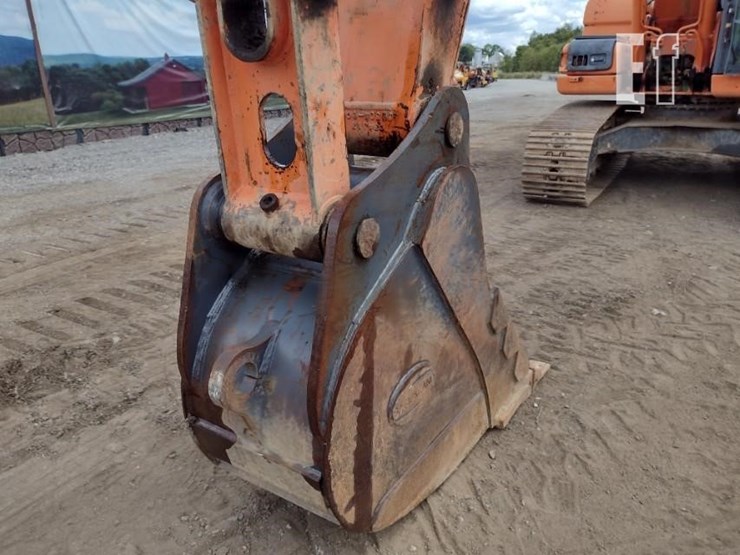 2015-doosan-dx180-lc-3-image-17