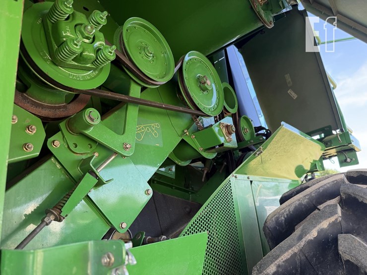 2009-john-deere-9770-sts-image-29