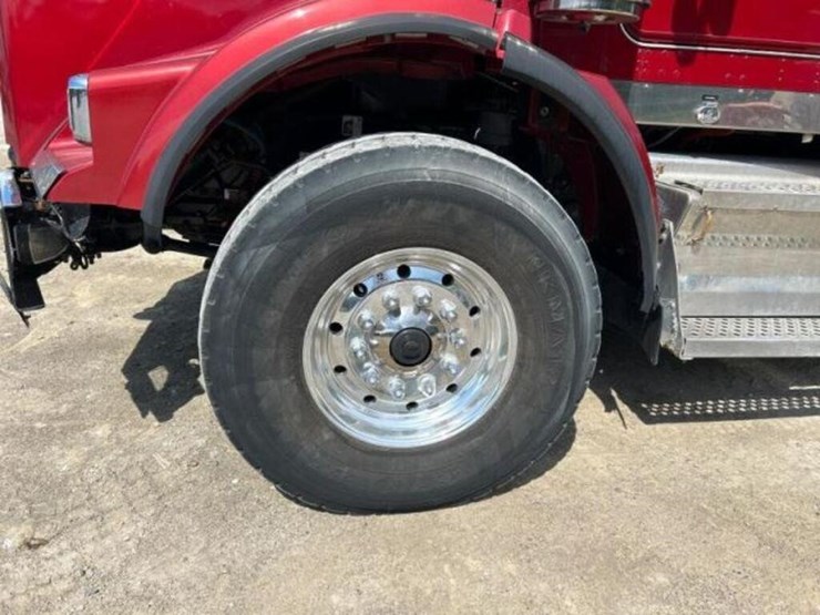 2022-kenworth-t800-image-46