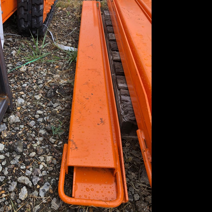 #90 • 7’ PALLET FORK EXTENSIONS