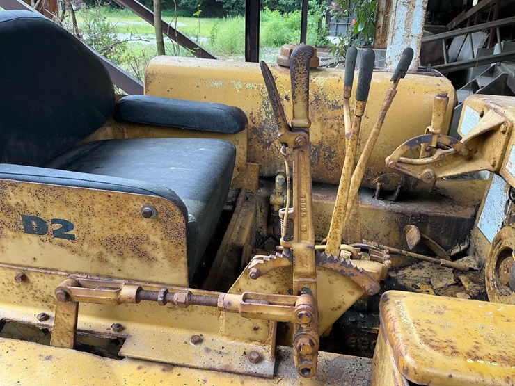 caterpillar-d2-image-47