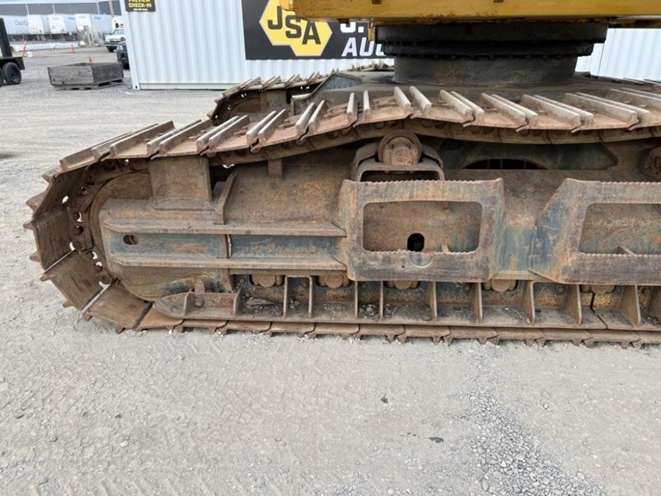 komatsu-pc240ll-image-16