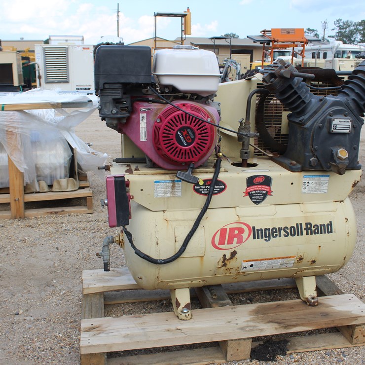 #3534 • INGERSOLL RAND SHOP AIR COMPRESSOR