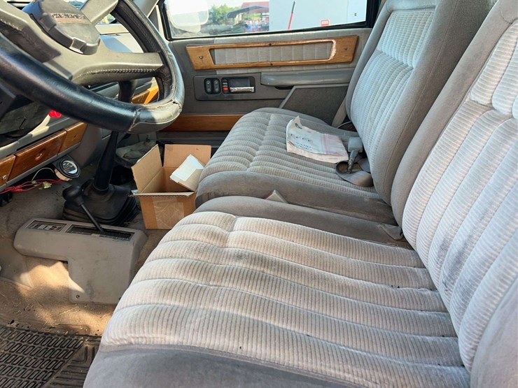 chevrolet-3500-image-16