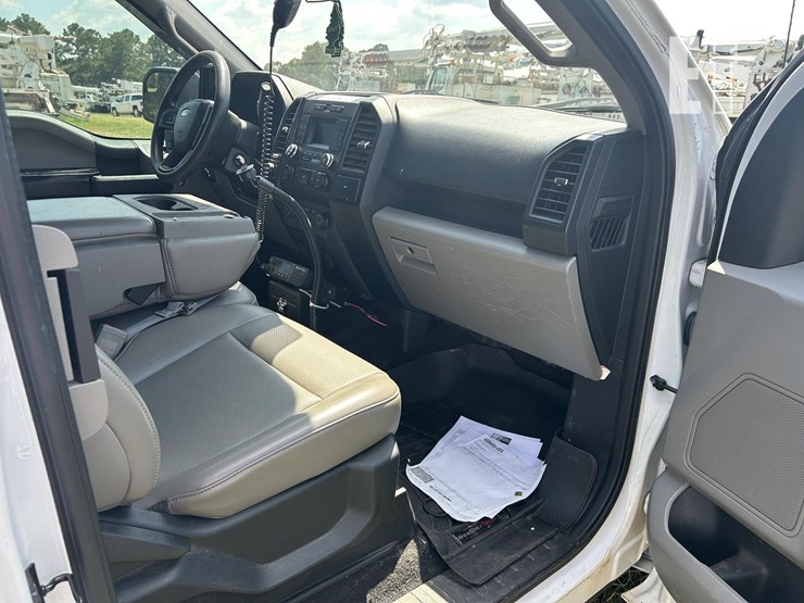 2019-ford-f150-image-23