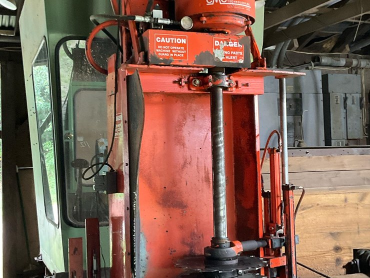 #115-•-cmc-technology-vertical-edger-image-26