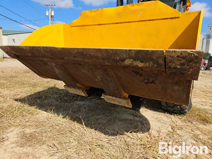 2022-john-deere-544-image-16