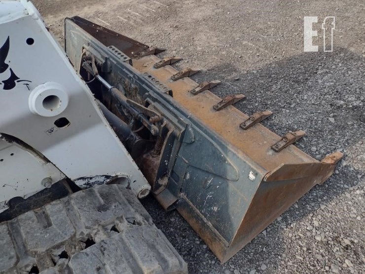 2019-bobcat-t740-image-19