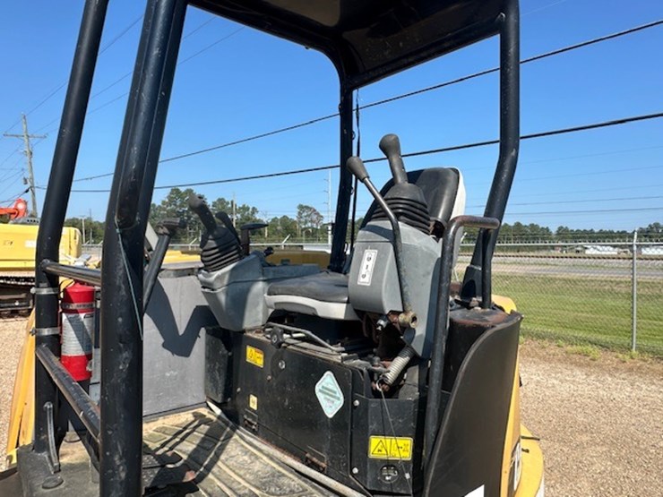 2012-caterpillar-305e-cr-image-64