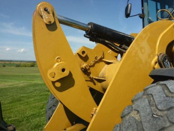 caterpillar-930k-image-42
