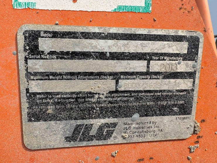 2013-jlg-8042-image-11