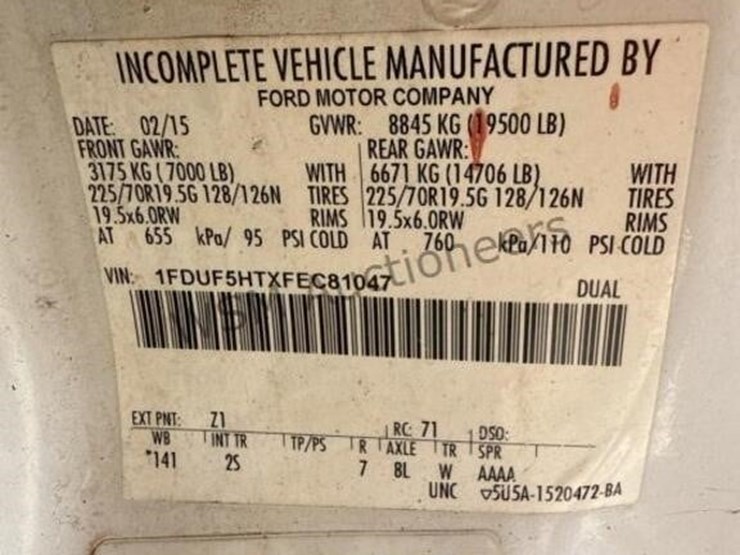 2015-ford-f550-image-24