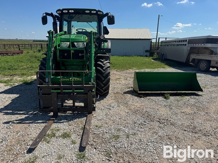 2014-john-deere-6125r-image-6