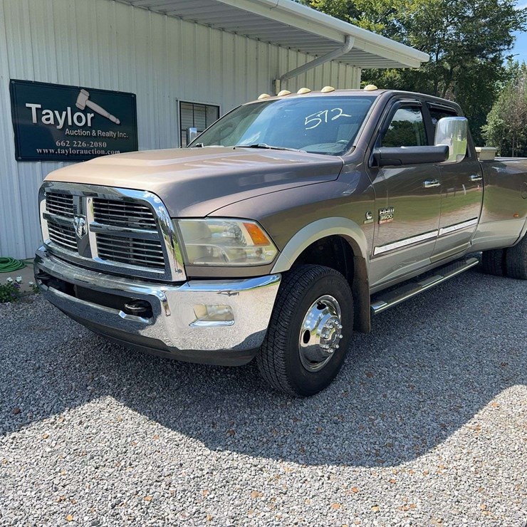 2010 DODGE 3500