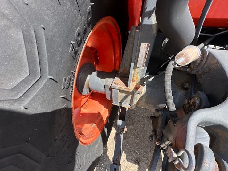 kubota-m8540f-image-16