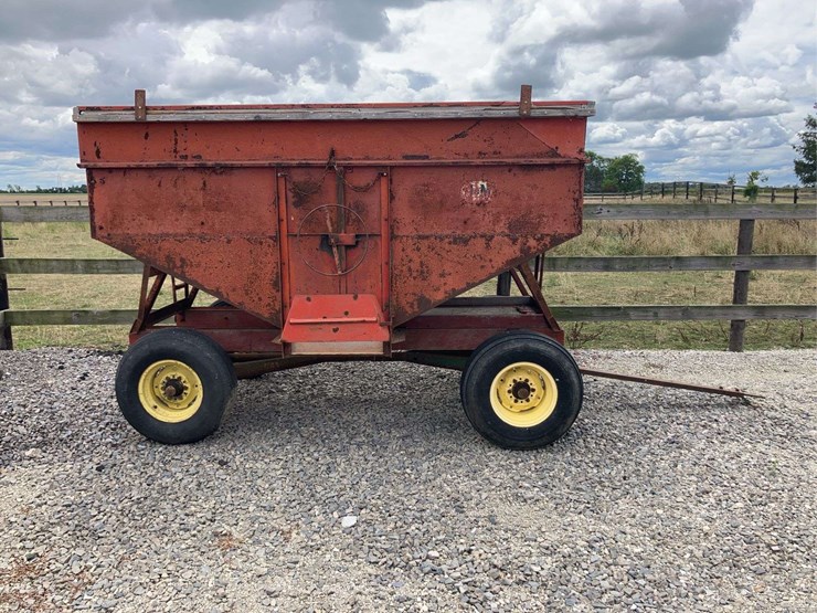 jm-wagon-with-john-deere-running-gear-image-1