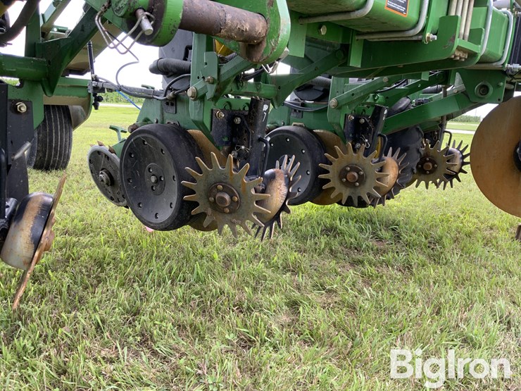 2009-john-deere-1720-ccs-image-12