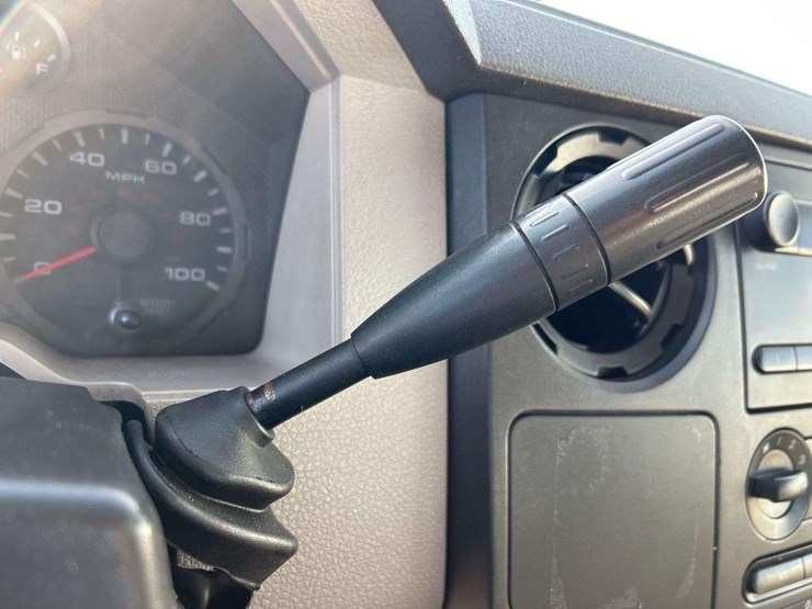 2009-ford-f350-image-17