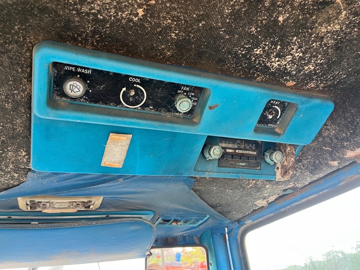 ford-tractor-image-17
