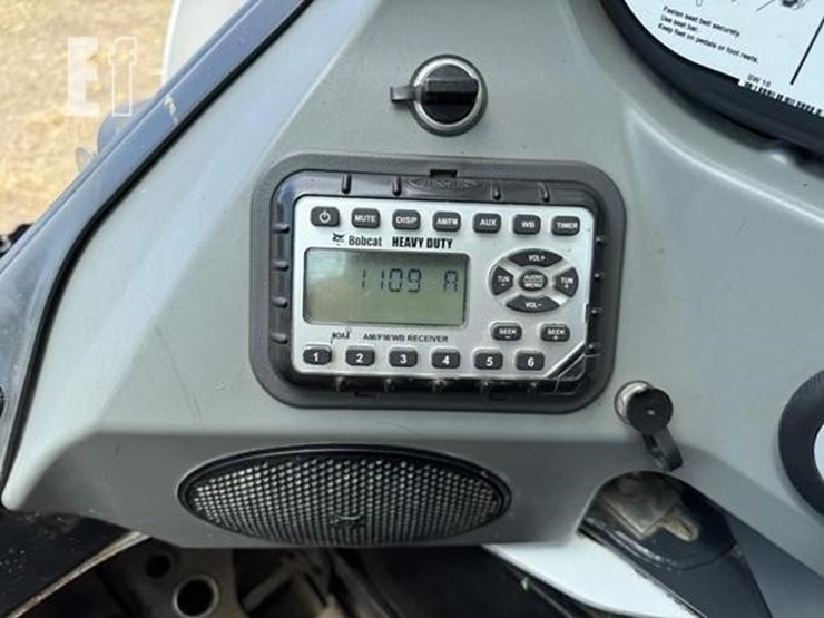 2019-bobcat-t770-image-93