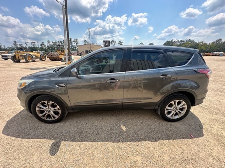 2017-ford-escape-image-5