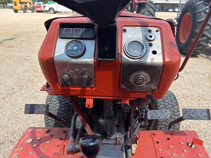 kubota-b7200-image-7