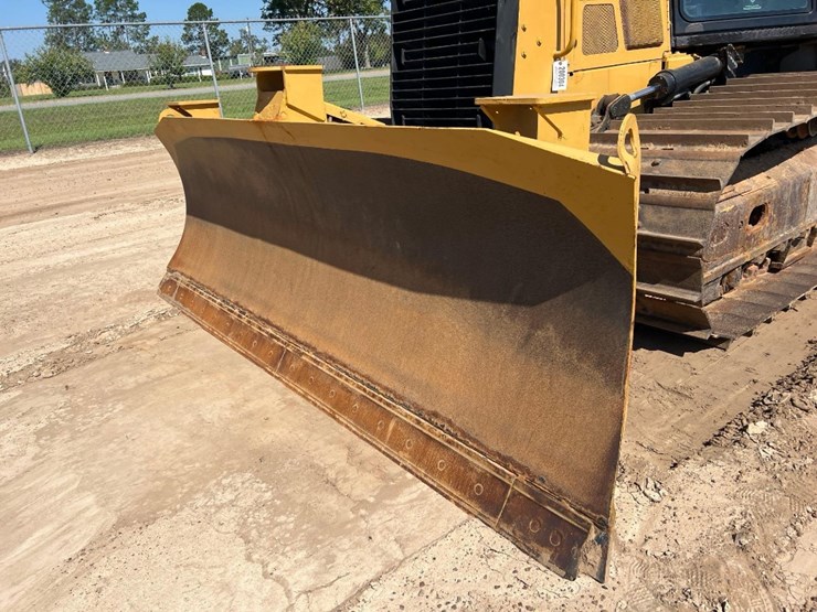 2017-caterpillar-d5k2-lgp-image-9