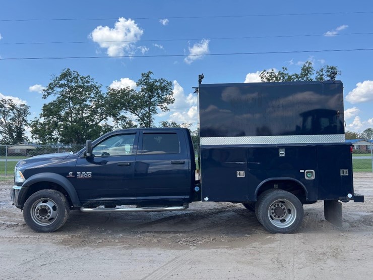 2015-dodge-ram-4500-image-1