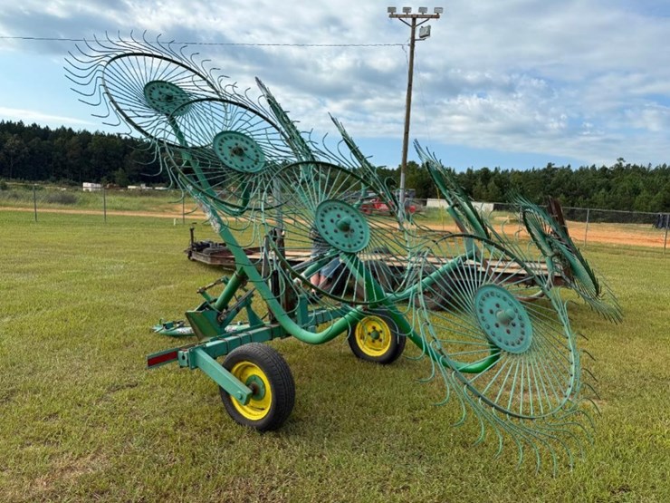 john-deere-702-image-6
