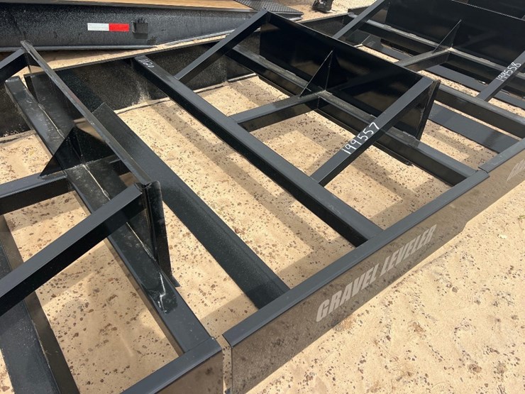 unusedx-star-72"-quick-attach-gravel-leveler-image-1