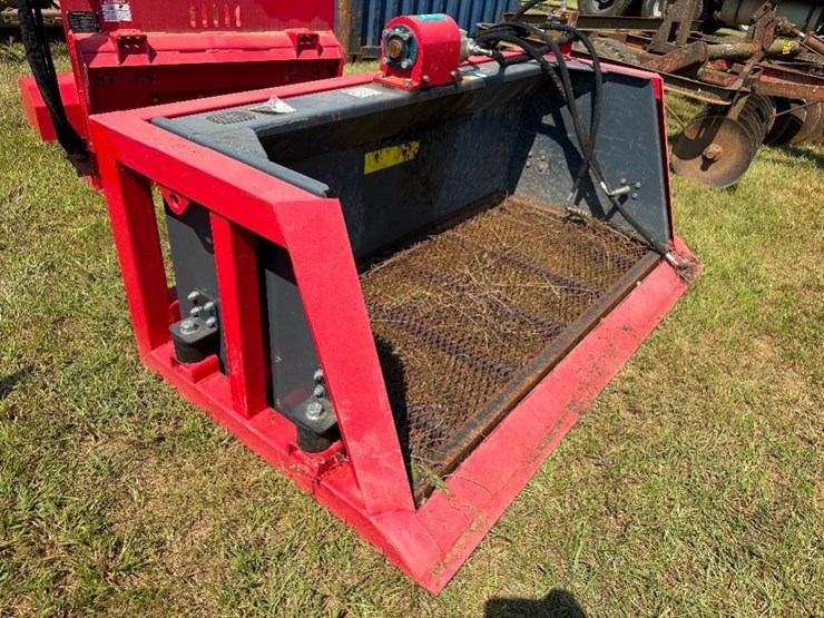 raytree-vibrating-bucket-(70",-13-16-gpm)-image-4