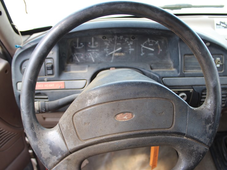 1993-ford-f-super-duty-image-14