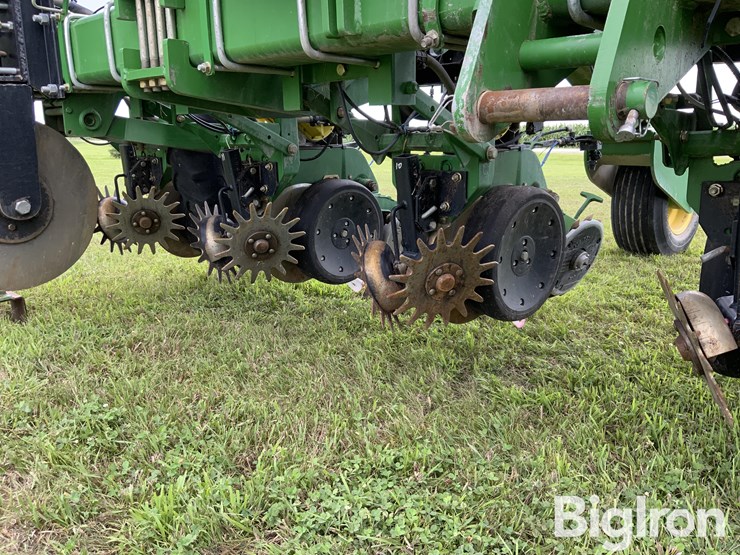 2009-john-deere-1720-ccs-image-13